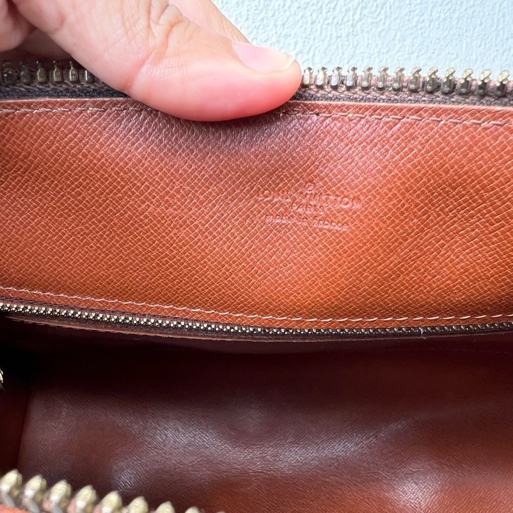 🔥🔥RARE🔥🔥Louis Vuitton Cite 2 Way Bag - Picture 7 of 13